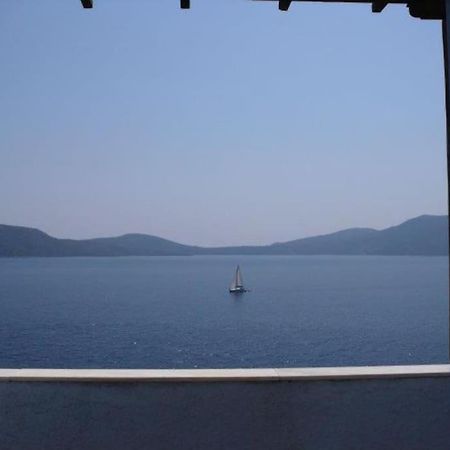 Villa With Breathtaking Views And Private Beach Agios Dimitrios  Luaran gambar