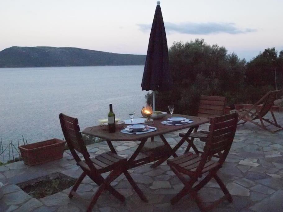 Villa With Breathtaking Views And Private Beach Agios Dimitrios  Luaran gambar